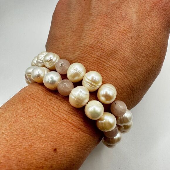 Big pearl, rose quartz double stranded bracelet with sterling silver clasp! - Picture 3 of 11